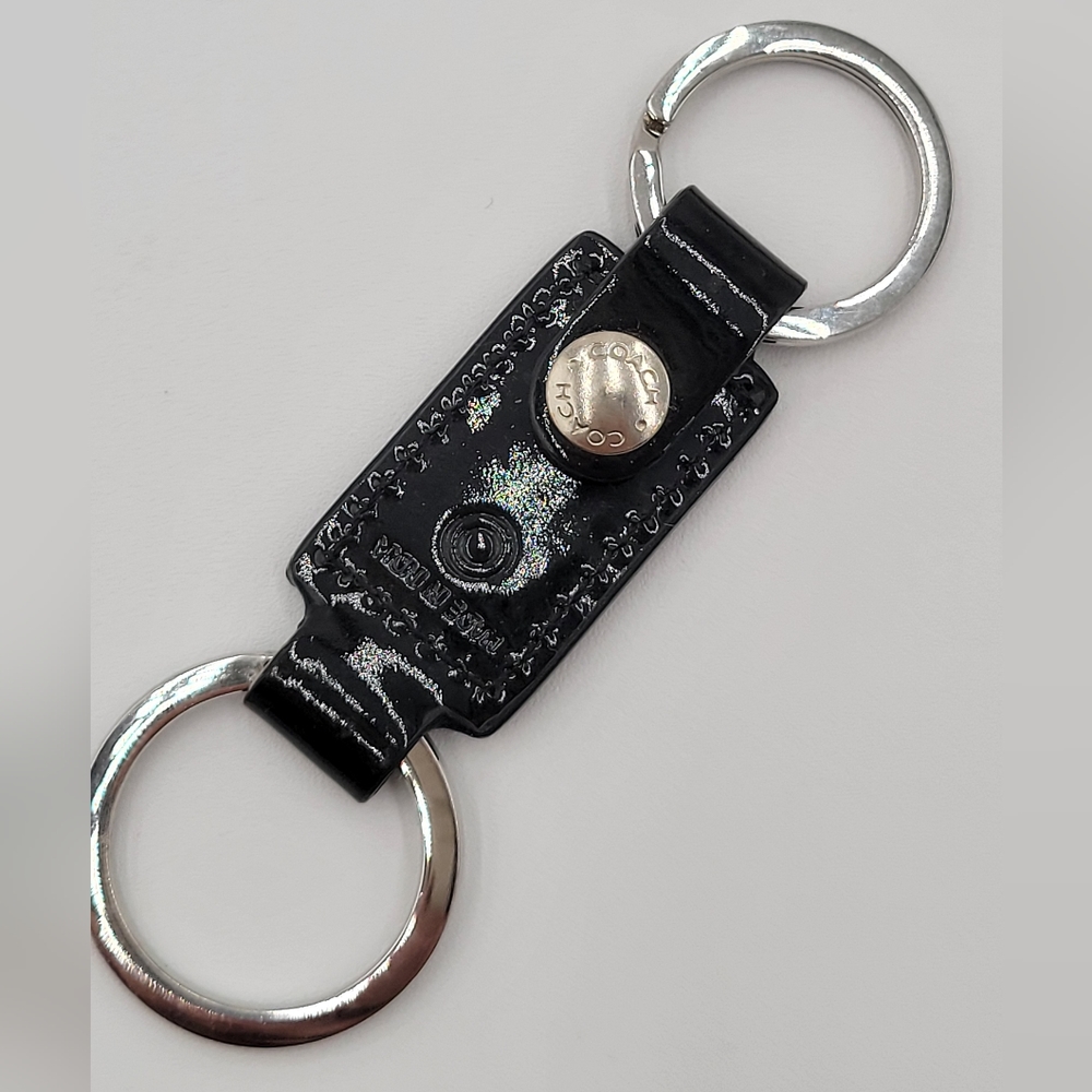 Coach Trigger Snap Key Ring In Black Patent Leather Gem